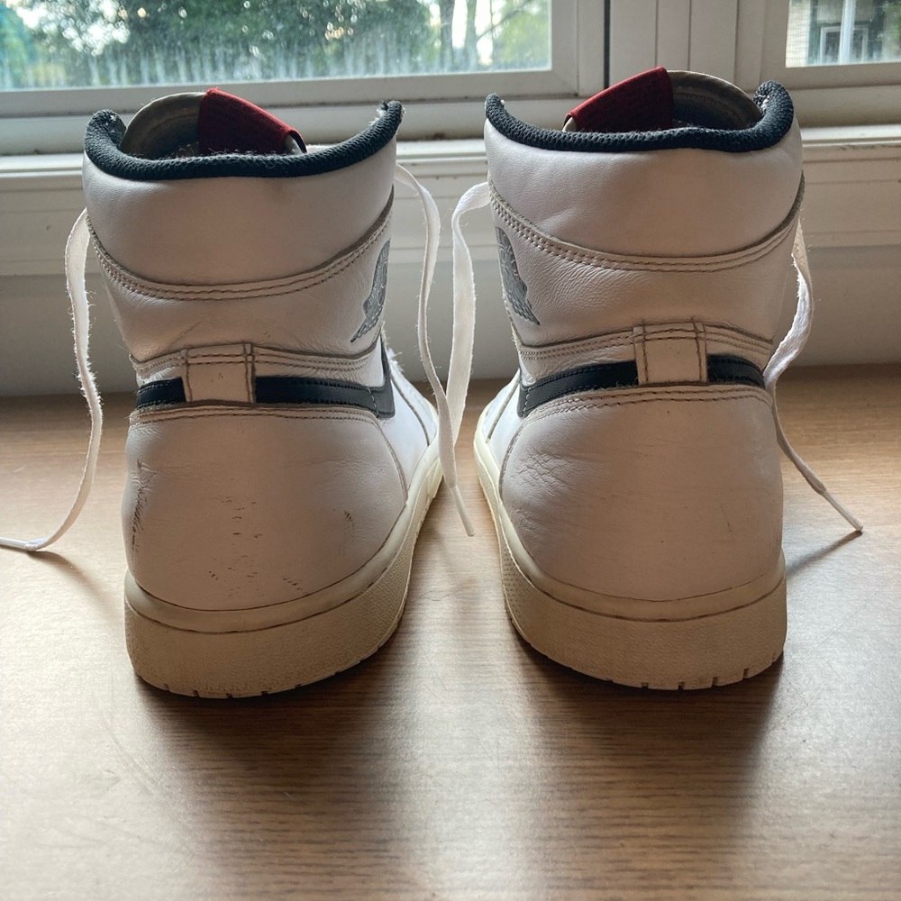 Jordan 1 Yin Yang - image 6